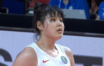 ​中国女篮15人大名单出炉！李月汝李梦领衔，目标2024奥运会门票